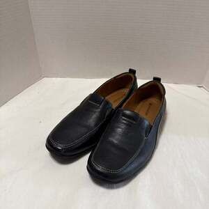 Naturalizer women's Black Pebbled Leather Slip-On Comfort Loafers